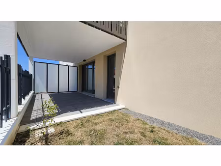 appartement neuf 2 chambres avec jardinet en centre-ville