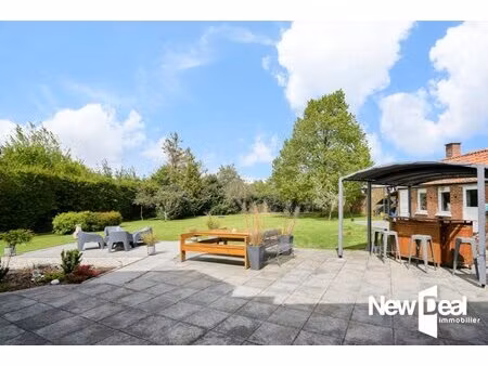 en vente maison individuelle 390 m² – 525 000 € |rosult