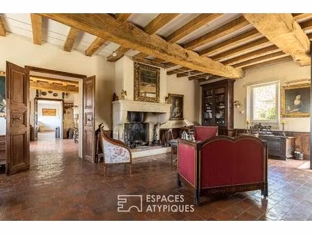 propriété historique du xvie siècle au charme authentique