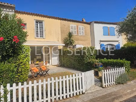 golfe de st tropez port grimaud- maison 2 chambres avec amarrage de 12 x 4.95 m
