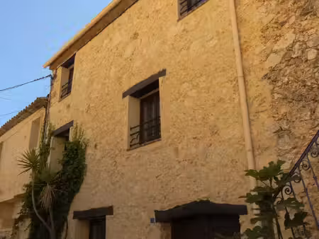 location maison 3 pièces 81 m² à bouyon (06510)