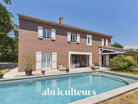spacieuse villa de 200 m² avec piscine  dépendance et vue dégagée – callian