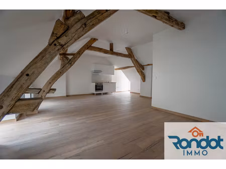 appartement 2 pieces / 1 chambre / environ 75 m2 au sol / 54