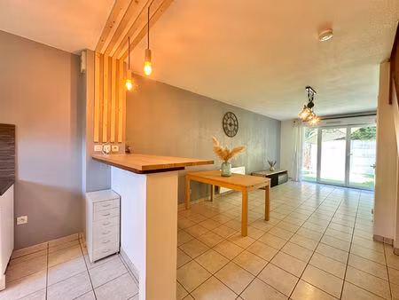 appartement 3 pièce(s) 63 m2