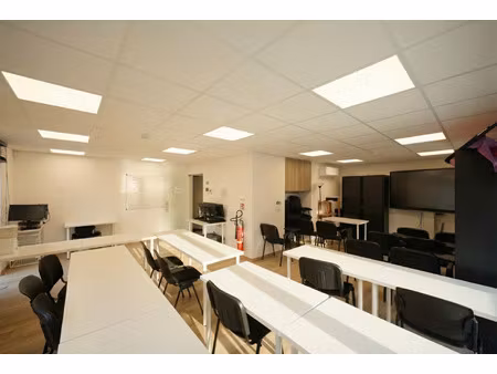bureaux à louer à rue du général jacques 312 vaux-sous-chèvremont (vbe46803)