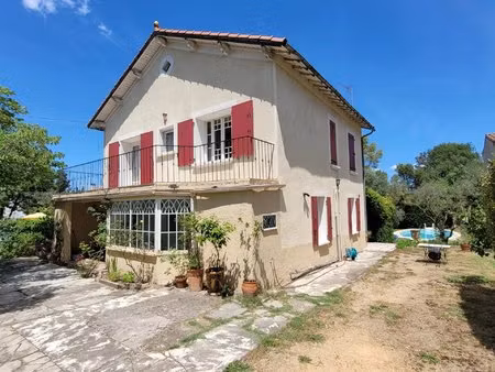 maison proche centre-ville - 5 pièces - 125.7 m²