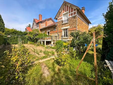maison meulière sur grand terrain à verrières-le-buisson  sous sol  sophie barat