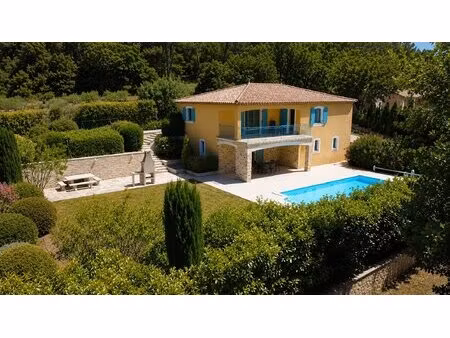 villa en 2 logements 3 chambres au calme  secteur recherché