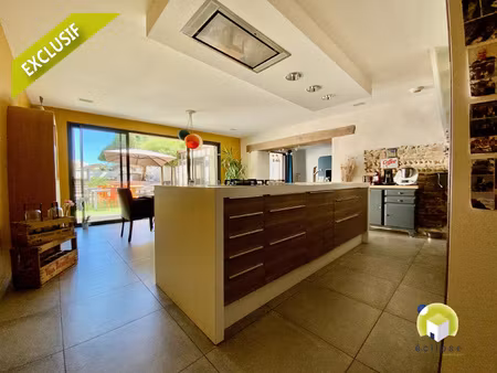 polliat centre - maison d'habitation 220 m2 4/5 chambres + j