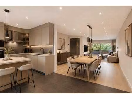 triplex (142 m²) avec 3 chambres et 2 terrasses