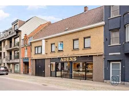 bien commercial polyvalent avec habitation séparée