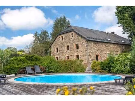 authentique ferme rénovée avec piscine et espace wellness à