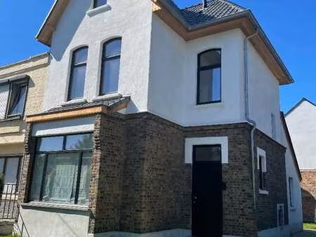 spacieuse maison semi-ouverte de 4 chambres à sint-amandsber
