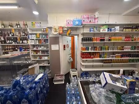 commerce à louer - handelspand te huur