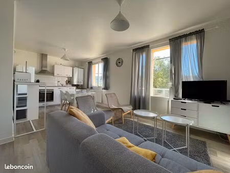 immeuble 12 pièces 192 m²