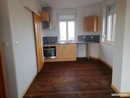 t2 en duplex famars