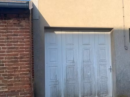 location garage 18m²
