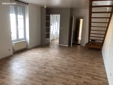 appartement duplex libre