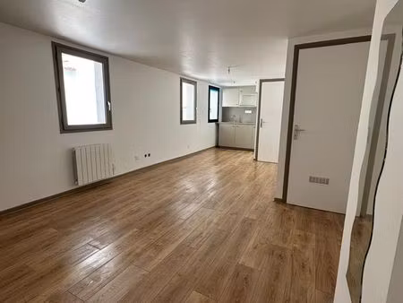 à louer  studio non meublé en plein cœur d’étaples