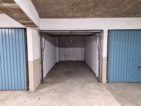 box parking en garage sécurisé