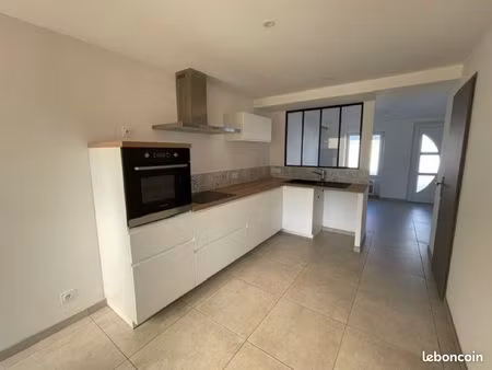 maison jallais 90 m2