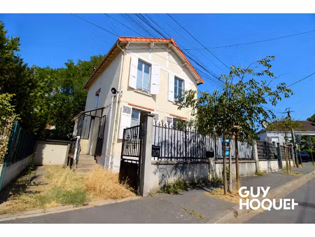 maison avec fort potentiel en plein coeur de viry-châtillon !