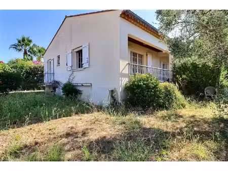 exclusivité maison de plain-pied 4 chambres à lattes centr