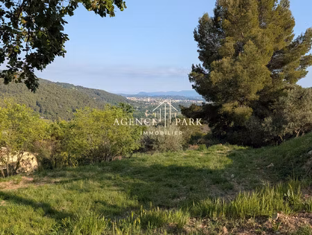 rare à la vente terrain constructible 1645m2 10min draguigna