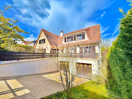 nestenn igny - maison familiale 9 pièces  7 chambres  calme et lumineuse  proche plateau d