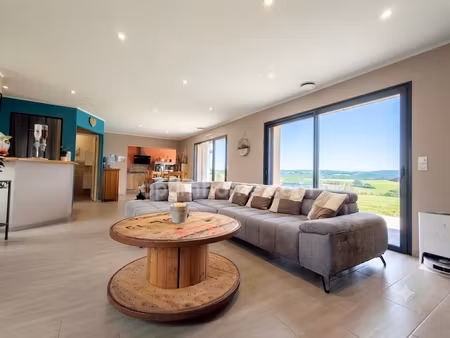 superbe maison de plain-pied (2018) : vue panoramique et prestations haut de gamme
