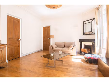 appartement 2 chambres meublé avec place   de parking en option