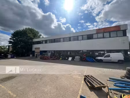 vente entrepôt buc 78530 1203m²