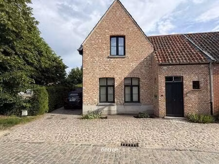 maison à louer à zevergem € 1.350 (lqbux) - entree | zimmo
