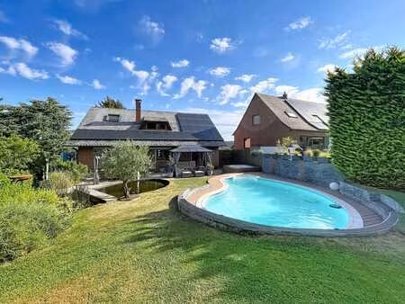 magnifique villa située sur les hauteurs d'ham-sur-heure