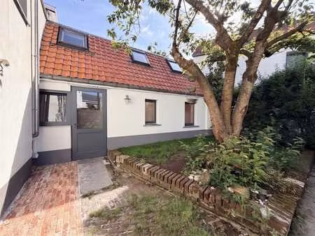 prox gare mont-saint-guibert - maison 1 chambre + bureau ave