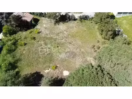 vente terrain 407 m² à charleval (13350)  159 000 €