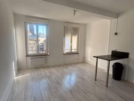 location studio haut de laon