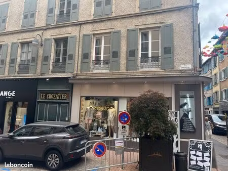à louer studio