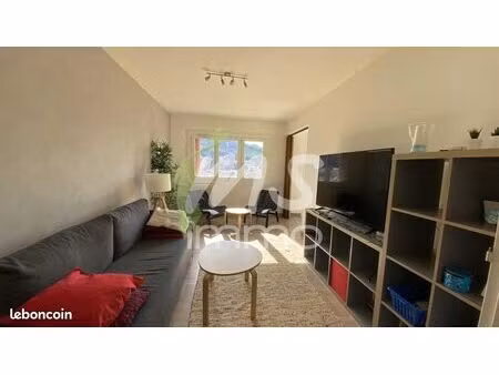 appartement 2 pièces 52 m²