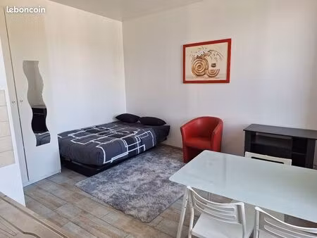 appartement 1 pièce 18m2