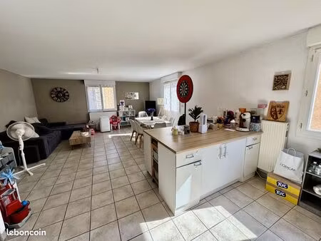 appartement 4 pièces 81 m²