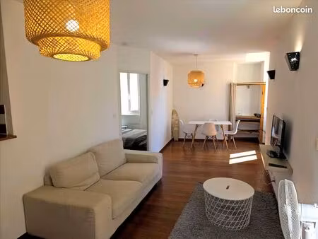 t2 meublé – 39 m² – centre-ville de montélimar