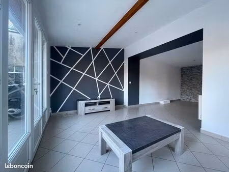 appartement f2 avec terrasse