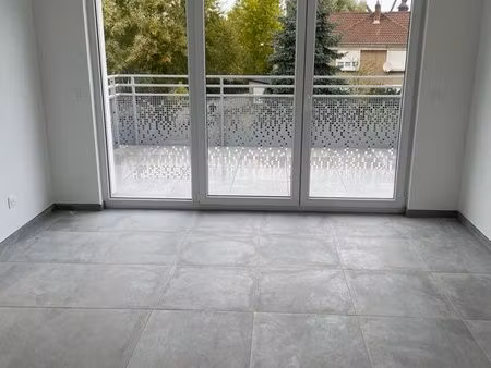 loue f2 non meublé