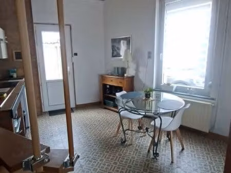 maison aux cailloux