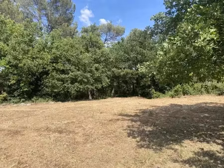 vente terrain 2122 m² à saint-maximin-la-sainte-baume (83470)  180 000 €