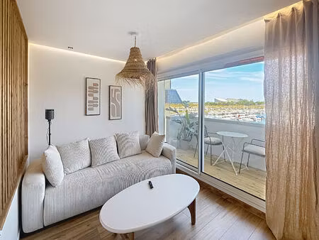 courseulles sur mer - appartement 2 pièces avec balcon