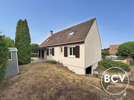 maison familiale avec jardin et garage