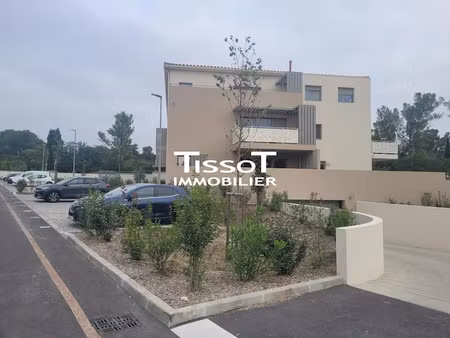location appartement 3 pièces 63.37 m² à nimes (30000)  832 €