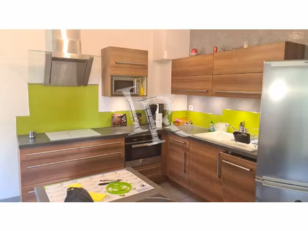 vals appartement t2 meuble avec parking